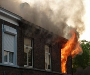   مصر اليوم - إصابة طالبة بحروق بنسبة 60% إثر حريق منزل في سوهاج