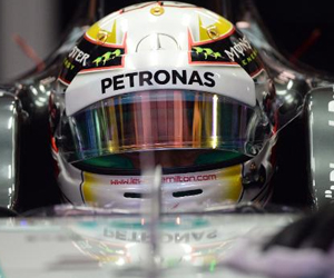   مصر اليوم - جائزة الصين الكبرى: هاميلتون يمنح مرسيدس انطلاقة رابعة متتالية