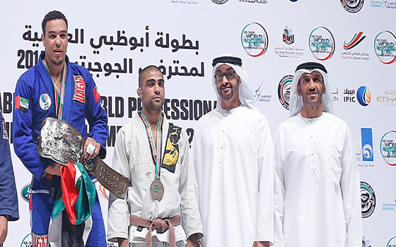   مصر اليوم - بطولة أبوظبي العالمية لمحترفي الجوجيتسو 2014 الأفضل عالميًا