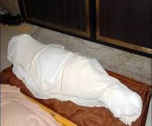 مصر اليوم - عم يقتل نجلة شقيقه بالإسكندرية بعد هروبها مع آخر لرغبتها في الزواج منه