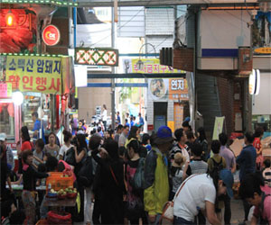   مصر اليوم - تجنس 11 ألف أجنبي بالجنسية الكورية أكثرهم من الصين