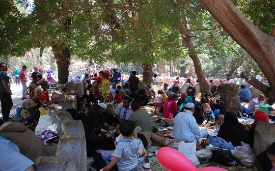   مصر اليوم - توافد المصرييّن على الحدائق العامة والمنتزهات للاحتفال بشم النسيم