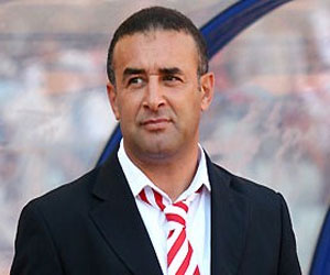 مصر اليوم - الجزائري بن شيّخة يقتربُ من تدريّب الرجاء البيضاوي