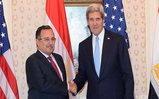   مصر اليوم - فهمي وكيري يجريان إتصالات لبحث العلاقات الثنائيّة