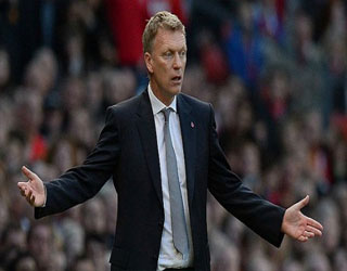 مصر اليوم - مانشستر يونايتد يقيل مويس لفشله