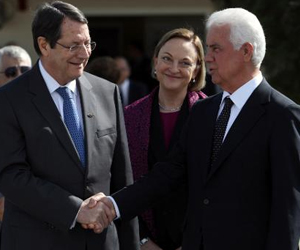   مصر اليوم - زعيم القبارصة الأتراك متفائل بحصول أتفاق مع القبارصة اليونانيين خلال 2014