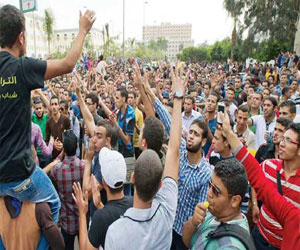   مصر اليوم - بدء تظاهرات طلاب الإخوان المسلمين في جامعة الأزهر