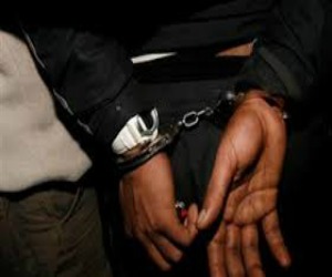   مصر اليوم - ضبط عاطلين في البساتين بحوزتهما أسلحة ناريّة