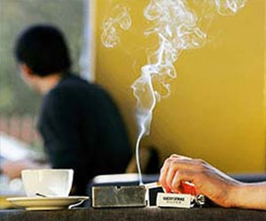   مصر اليوم - تأجيل الحظر الشامل للتدخين في المقاهي في هولندا