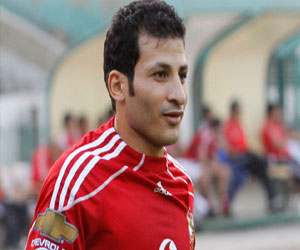 مصر اليوم - مجلس إدارة الأهلي يرفض رحيل سيد معوض