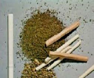 مصر اليوم - القبض على مطلوب بحوزته كمية من المخدرات في الأردن