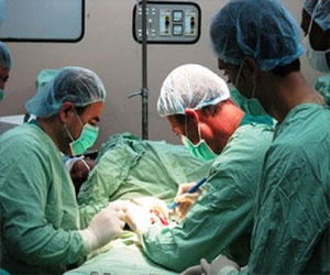   مصر اليوم - استئصال ورم نادر من بطن خمسينية في مكة المكرمة