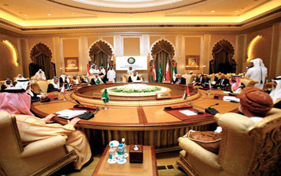 مصر اليوم - البحرين توضح أن عودة السفراء الثلاثة الى قطر مرهونة بتنفيذها اتفاقيَّة الرياض