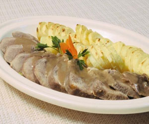   مصر اليوم - لسان البقر المحمّر و البطاطس