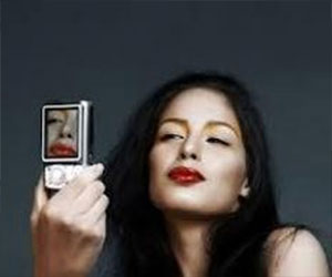   مصر اليوم - الرابطة الأميركية للطب النفسي: الـSelfie هو اضطراب عقلي