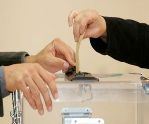   مصر اليوم - احتفالية بمرور 70 عامًا على حق المرأة الفرنسية في الاقتراع