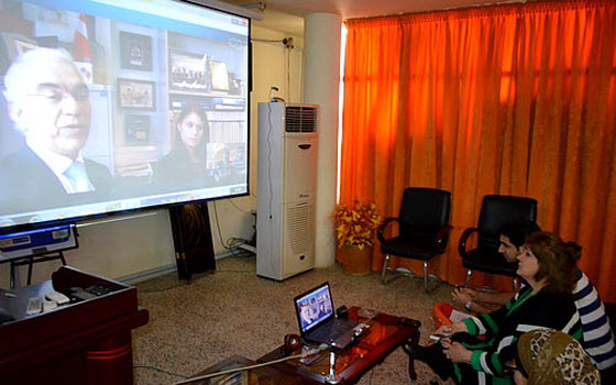   مصر اليوم - المركز الرياديّ في بغداد يناقش تفعيل التعاون العلميّ والثقافي مع أكسفورد البريطانيّة