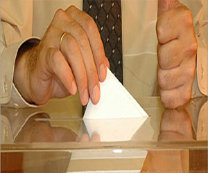   مصر اليوم - قاض أسباني يستخدم أساليب دعائية مبتكرة في حملته الانتخابية