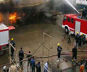 مصر اليوم - إخماد حريق خلاط اسمنت في ماركا في الأردن