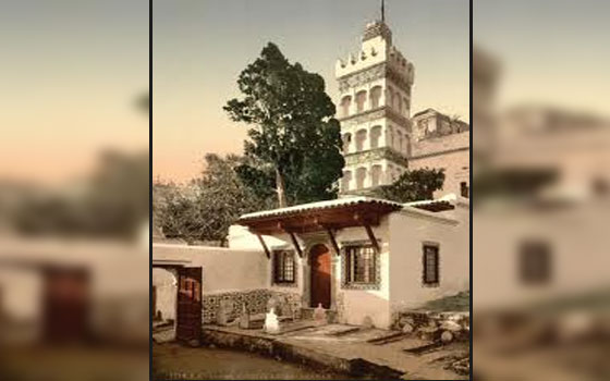   مصر اليوم - زاويّة عبدالرحمن الثعالبي في الجزائر قِبلة للسيّاح وحفظَّة القرآن المغاربّة