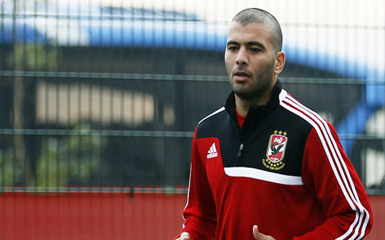   مصر اليوم - عماد متعب نجم الأهلي يتألق وينضم لكتيبة اللاعبين المشاغبين