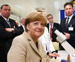   مصر اليوم - ميركل تعرب لبوتين عن قلقها الشديد حيال أوكرانيا