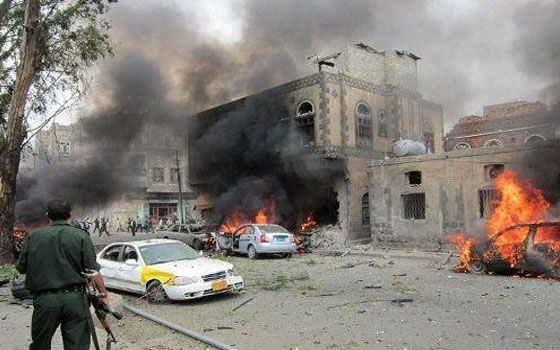 مصر اليوم - وزارة الدِّفاع اليمنيَّة تُعلن عن نجاة قائد عسكري ومقتل اثنين من مرافقيه جنوب صنعاء