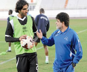 مصر اليوم - عجمان الإماراتي يسعى إلى تجديد عقد العراقي أحمد إبراهيم