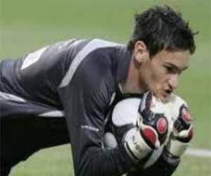   مصر اليوم - مانشستر سيتي يريد تبديل هارت بـ لوريس