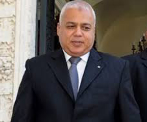   مصر اليوم - وزير الري يقوم بجولة مفاجئة إلى البحيرة