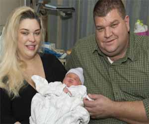   مصر اليوم - أميركية تضع مولودة تزن 6 كيلوغرامات