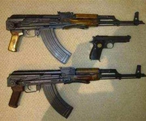   مصر اليوم - توقيف 4 أشخاص بحوزتهم 4 أسلحة ناريَّة في سوهاج