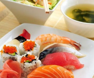   مصر اليوم - السوشي بشرائح الزنجبيل