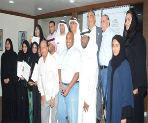   مصر اليوم - تكريم فريق عمل المقاهي الثقافية في أيام الشارقة التراثية