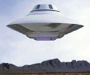   مصر اليوم - متصل على التلفزيون الليبى: شاهدت مركبة فضائية ومخلوقات غريبة