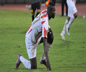   مصر اليوم - مشاركة فابريس في مباراة الفاسيّ قانونيَّة