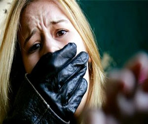   مصر اليوم - بريطانيا وأميركا تنضمان إلى البحث عن أكثر من 200 فتاة مختطفة في نيجيريا