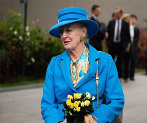   مصر اليوم - مارغريت الثانية تزور القاعة التذكارية لضحايا مذبحة نانجينغ