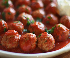   مصر اليوم - كرات اللحم بالبابريكا والأعشاب