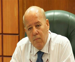   مصر اليوم - مُحافظ بورسعيد يبحث آليات تفعيل قانون حماية الطفل