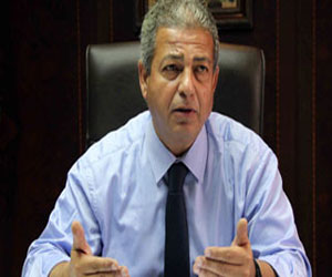 مصر اليوم - عبدالعزيز يعتمد حزمة إعانات للاتحادات والأندية الرياضية