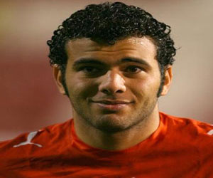   مصر اليوم - متعب يجدد تعاقده مع الأهلي على بياض