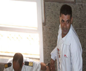   مصر اليوم - محاكمة حمادة المصري وأبو جبل في اتهامهما بحيازة مفرقعات