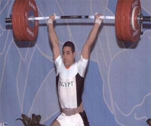   مصر اليوم - لاعبو القوات المسلحة يتألقون في رفع الأثقال والسلاح والريشة الطائرة