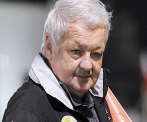   مصر اليوم - ماتشالا يُمدّد تعاقده مع الأهلي القطري حتى 2015