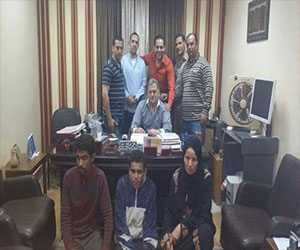 مصر اليوم - 3 قتلوا جارتهم في الدقهلية من أجل سرقتها