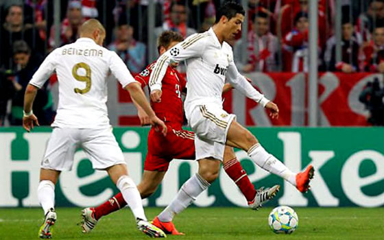   مصر اليوم - الريال يحطم كبرياء بايرن ميونيخ حامل اللقب ويسحقه برباعية راموس والساحر رونالدو