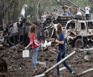   مصر اليوم - ارتفاع حصيلة قتلى أعاصير جنوب الولايات المتحدة الأميركية