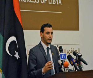 مصر اليوم - إطلاق نار داخل البرلمان الليبي يمنع إختيار رئيس جديد للوزراء