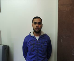   مصر اليوم - القبض على شخصين في بورسعيد بحوزتهما أسلحة